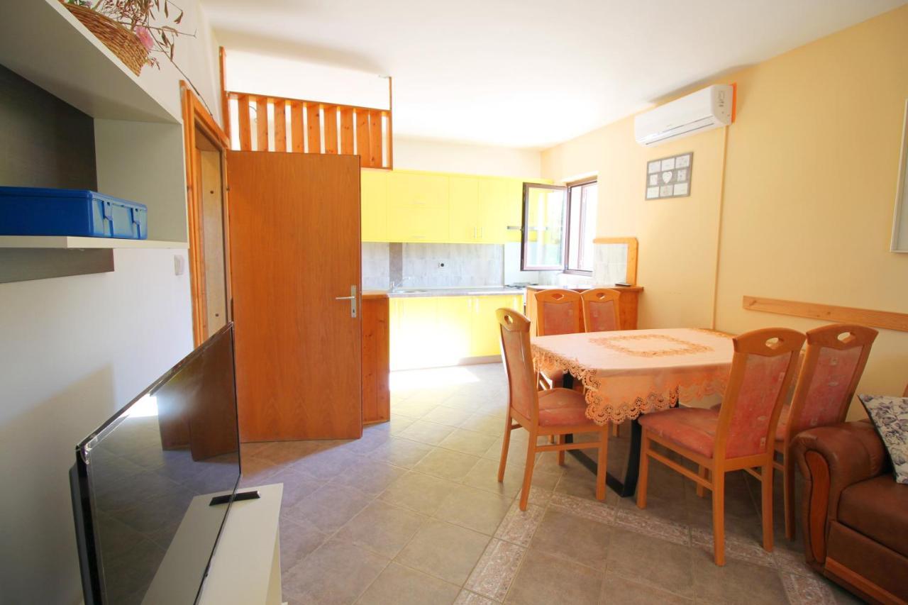 Dubravka Apartman Dinjiška Kültér fotó